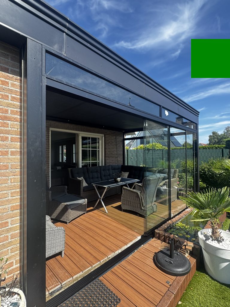 Aluminium overkapping met zonwering